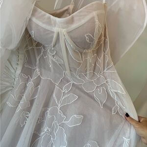 MADI LANE TESSA GOWN SIZE 14 ivory/latte